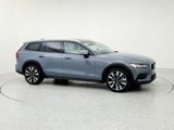 Certified 2022 Volvo V60 T5 Cross Country w/ Advanced Package image 3