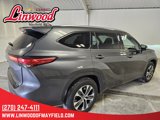 Used 2021 Toyota Highlander XLE image 2
