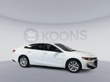 Used 2023 Chevrolet Malibu LT image 2
