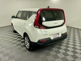 Used 2022 Kia Soul LX image 3