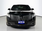 Used 2018 Lincoln MKT AWD image 2