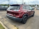 Used 2019 Jeep Cherokee Latitude w/ Popular Appearance Group image 3