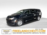 Used 2023 Chrysler Voyager LX image 3