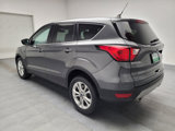 Used 2019 Ford Escape SE image 5