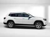 Certified 2022 Volkswagen Atlas SE image 4