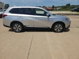 Used 2019 Mitsubishi Outlander SE image 4