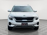 Used 2021 Kia Seltos EX image 2