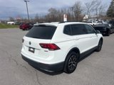 Used 2021 Volkswagen Tiguan SE w/ Panoramic Sunroof Package image 3
