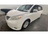 Used 2017 Toyota Sienna XLE image 4