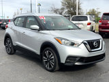 Used 2019 Nissan Kicks SV image 3