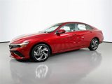New 2025 Hyundai Elantra SEL image 3