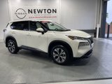 Used 2021 Nissan Rogue SV w/ Premium Package image 2
