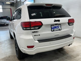 Used 2022 Jeep Grand Cherokee Laredo X image 2