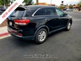 Used 2016 Kia Sorento LX w/ LX Convenience Package image 4