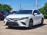 Used 2018 Toyota Camry SE image 3