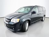Used 2019 Dodge Grand Caravan SXT image 3