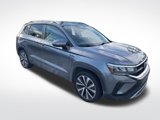 Used 2022 Volkswagen Taos SE image 2