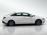 Used 2024 Hyundai Elantra SEL image 4