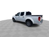 Used 2020 Nissan Frontier SV image 6