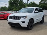 Used 2021 Jeep Grand Cherokee Laredo X image 3