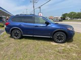 Used 2019 Nissan Pathfinder SL image 2