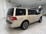 Used 2017 Lincoln Navigator Select image 5