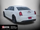 Used 2022 Chrysler 300 Touring L image 5