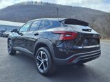 Used 2024 Chevrolet Trax RS image 3