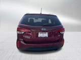 Used 2015 Kia Sorento LX image 4