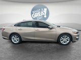 Used 2019 Chevrolet Malibu LT image 2