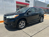 Used 2014 Toyota Highlander XLE image 2