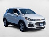 Used 2019 Chevrolet Trax LS image 3