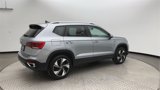 Used 2024 Volkswagen Taos SE image 2