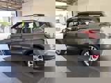 Used 2017 Ford Escape SE w/ Equipment Group 201A image 5
