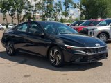 Used 2025 Hyundai Elantra Sport image 3