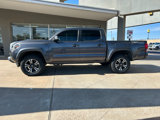 Used 2017 Toyota Tacoma TRD Sport w/ Tow Package (A/T) image 4