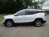 Used 2022 GMC Terrain SLT w/ Infotainment Package II image 4