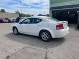 Used 2010 Dodge Avenger R/T image 2