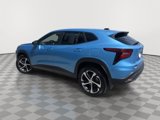 Used 2025 Chevrolet Trax RS w/ Sunroof Package image 2