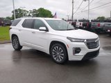 Used 2023 Chevrolet Traverse Premier image 2