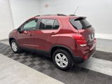 Used 2022 Chevrolet Trax LT w/ LT Convenience Package image 5