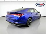 Used 2023 Hyundai Elantra SEL image 2