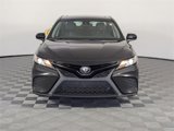 Used 2019 Toyota Camry SE image 3
