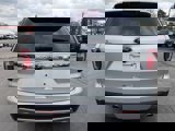 Used 2017 Ford Explorer XLT image 6
