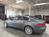 Used 2017 Jaguar XF Prestige image 3