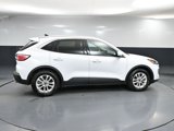 Used 2020 Ford Escape SE image 4