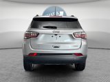 Used 2018 Jeep Compass Latitude w/ Cold Weather Group image 4