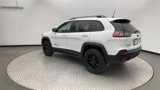 Used 2021 Jeep Cherokee Trailhawk image 4