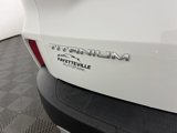 Used 2020 Ford Escape Titanium image 4