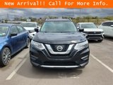 Used 2017 Nissan Rogue SV w/ SV Premium Package image 2